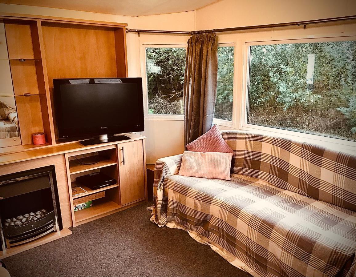 Turnberry Caravan Quiet Peaceful Location Near Golf Spas And Beaches Girvan Exterior foto